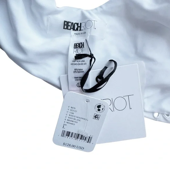 Beach Riot Dallas Top Hazel Bottoms in Magnolia White EyeletLARGE NWT